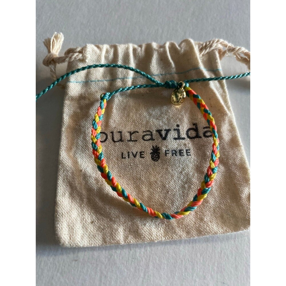 Pura vida bracelet